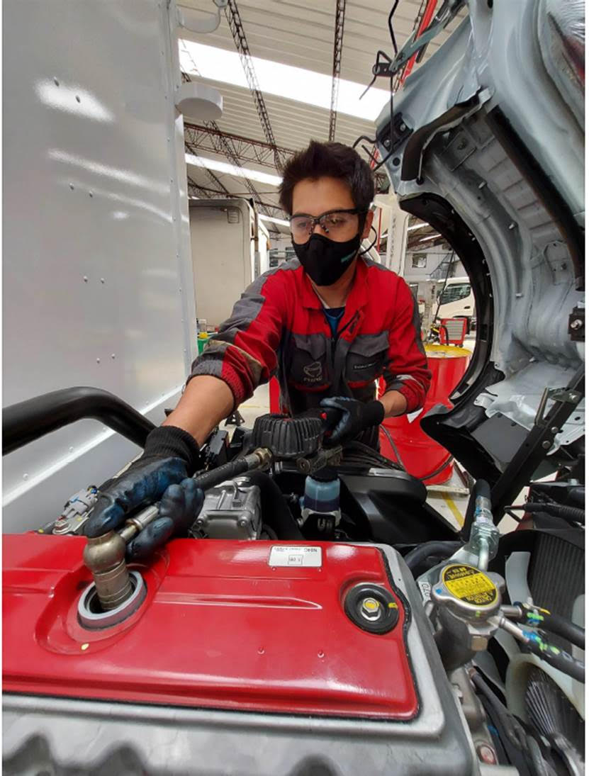 4 señales de que tu auto necesita lubricante
